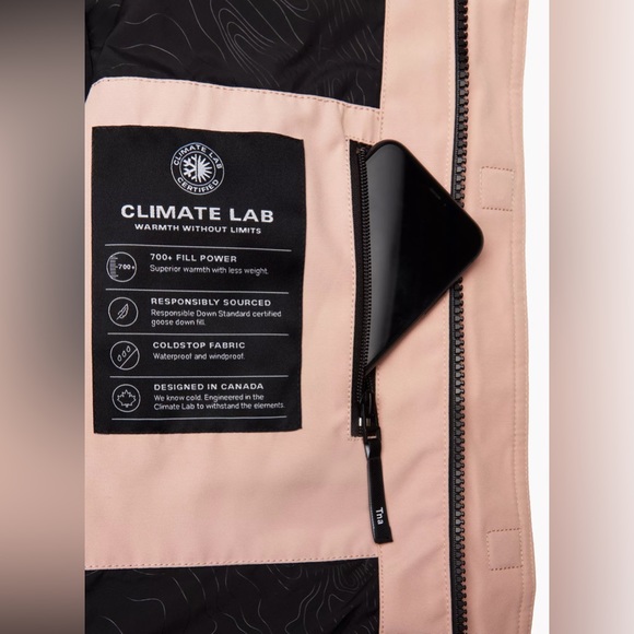 Aritzia TNA The Powder Parka ™ Short in Fawn Pink - Picture 9 of 10